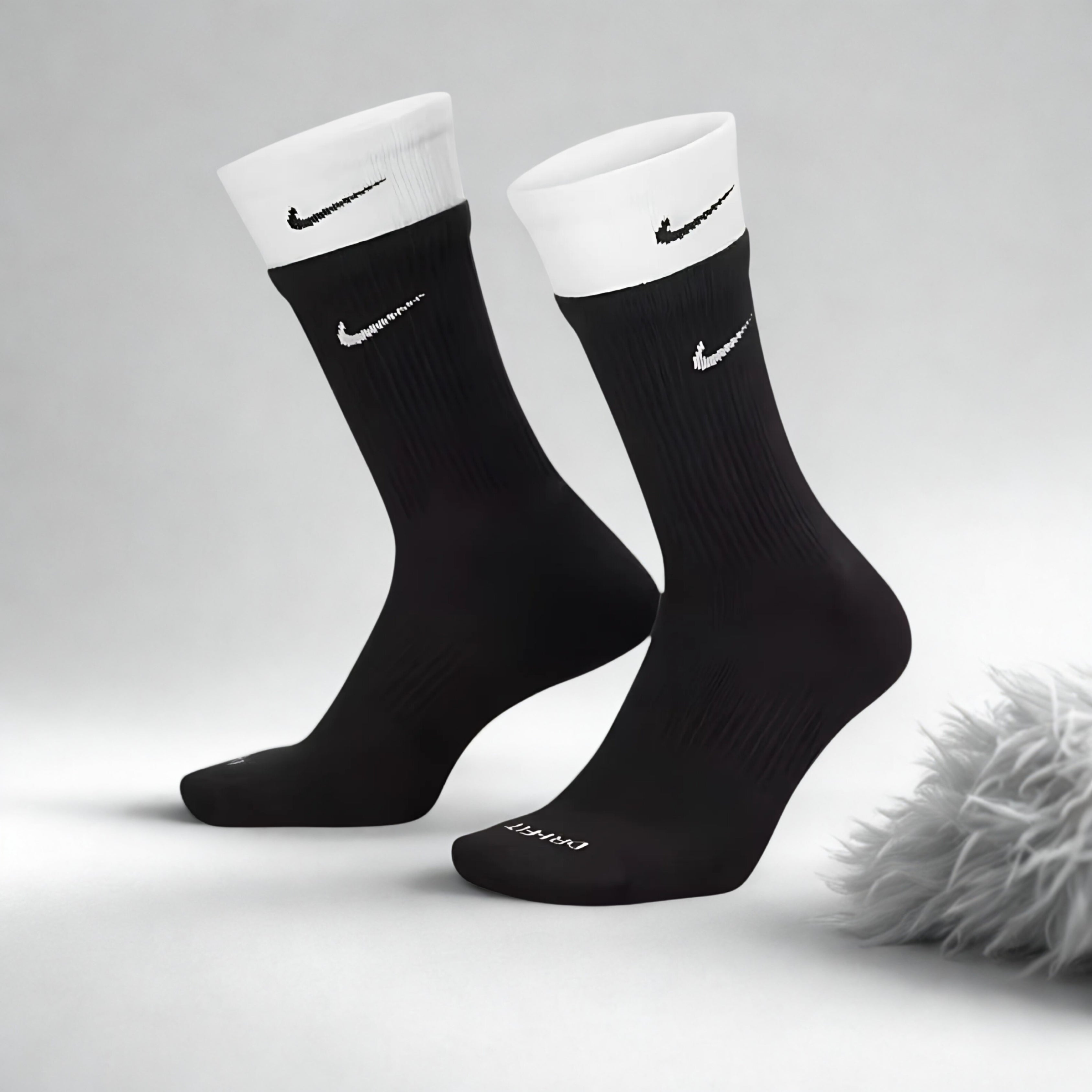 double-layered-cushion-nike-b-w